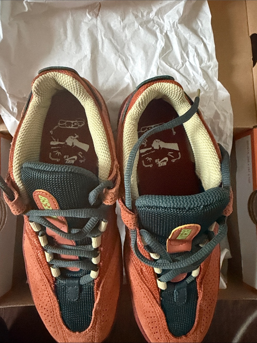 Nike SB Vertebrae Dark Russet Desert Orange Skate Shoes FZ4878-200 
Size 5.5 New - Picture 4 of 8